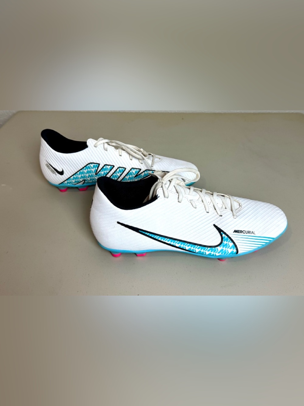 Nike Mercurial Vapor 15 Club FG/MG White Blue Pink Men's Size 11 DJ5963-146